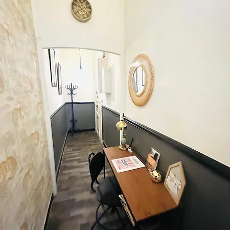 Appartement Cosy Gare Secret De Dracula Des Le 15 Septembre Montpellier